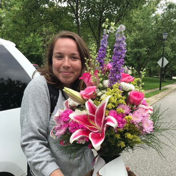 Meet your Posher, Eileen - Picture 1 of 1